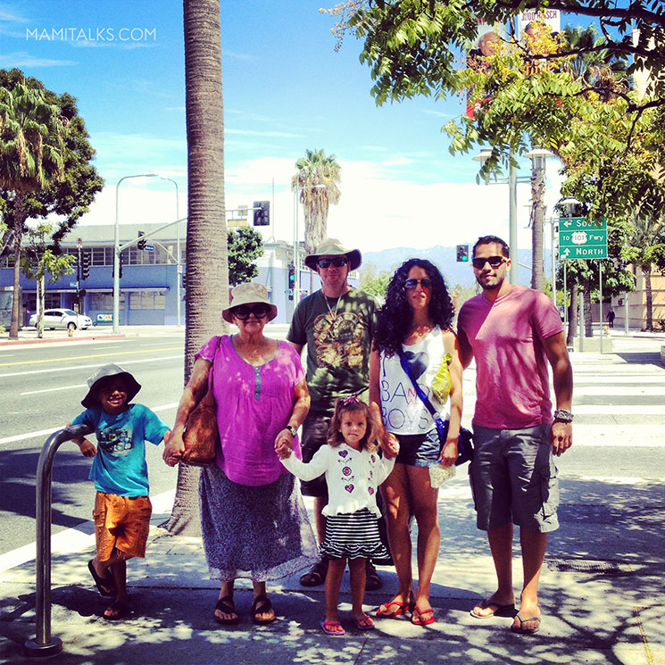 Family picture in Los Angeles, trip to Grand Park. -MamiTalks.com
