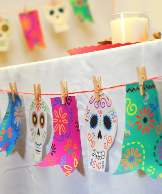 Day of the Dead DIY, DIY Projects, Day of the Dead Party Ideas, Fall Holiday, Halloween, Halloween Party Ideas, DIY Holiday Projects, How to Celebrate Day of the Dead
