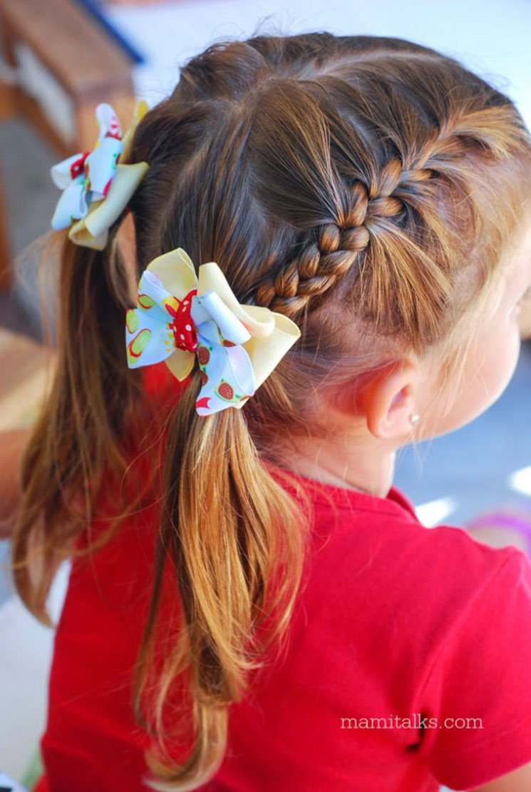 Girl with 2 pony tails and braids, from behind. MamiTalks.com