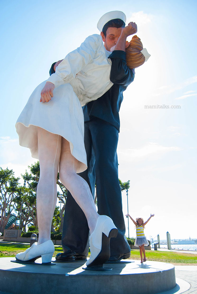 Unconditional Surrender statue in San Diego, a must see! -Mamitalks.com