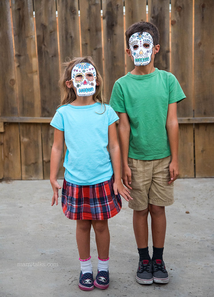 Paper sugar skull masks for day of the dead -MamiTalks.com